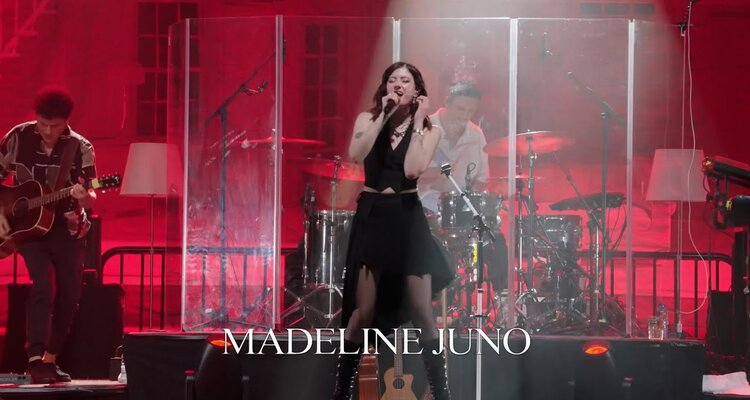 Madeline Juno - Lovesong (Live) Musikvideo