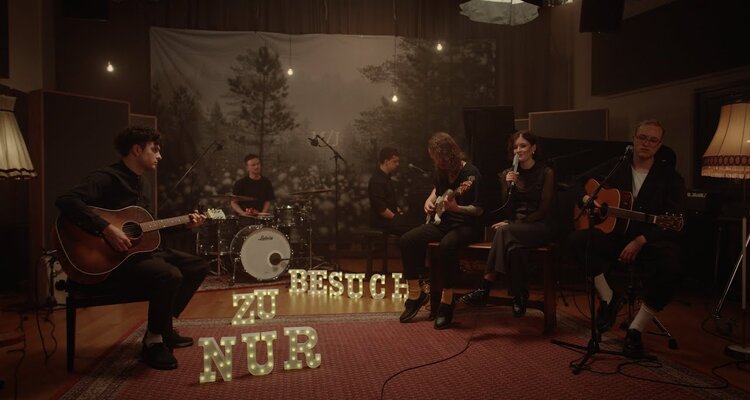 Madeline Juno - Nicht ich (Akustik) Musikvideo