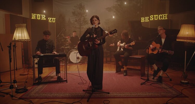 Madeline Juno - Was zu verlieren (Akustik) Musikvideo