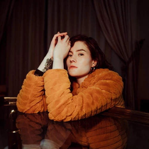 Madeline Juno | Die offizielle Website