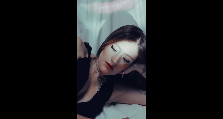 Madeline Juno - Gewissenlos Musikvideo